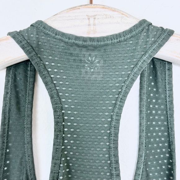 Athleta Green Active Racerback Tank Top Size Small Lightweight - Picture 4 of 4